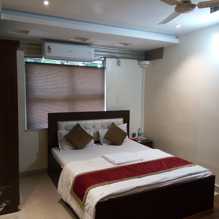Oyo 3512 Hotel Crystal Residency Jamshedpur Bagian luar foto