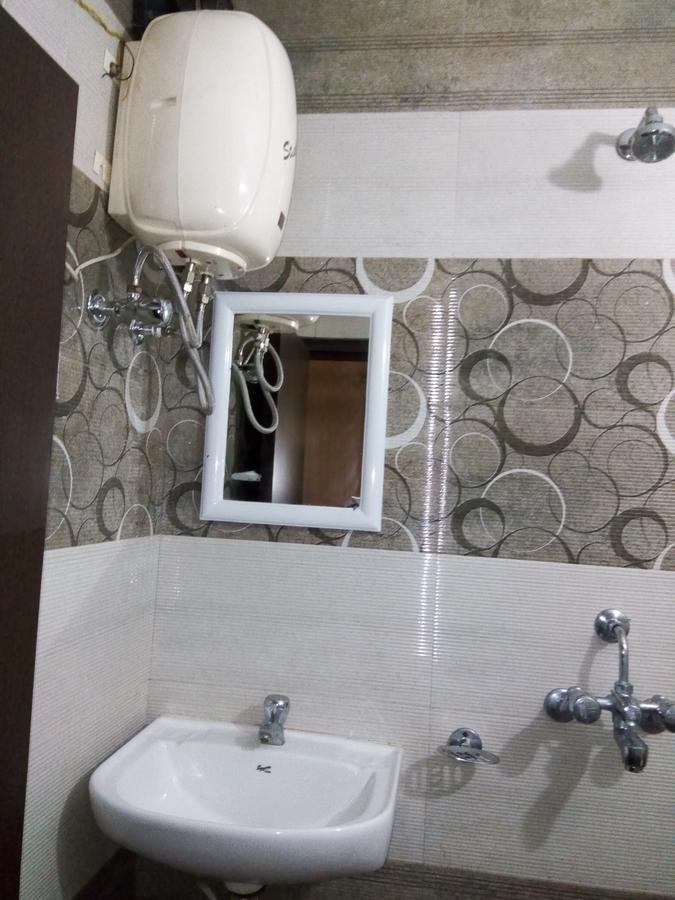 Oyo 3512 Hotel Crystal Residency Jamshedpur Bagian luar foto